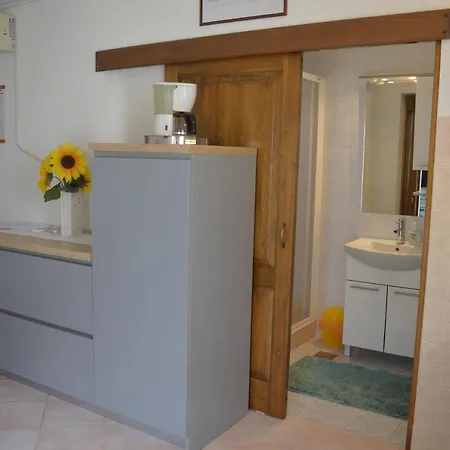 Apartament & Kvasic *