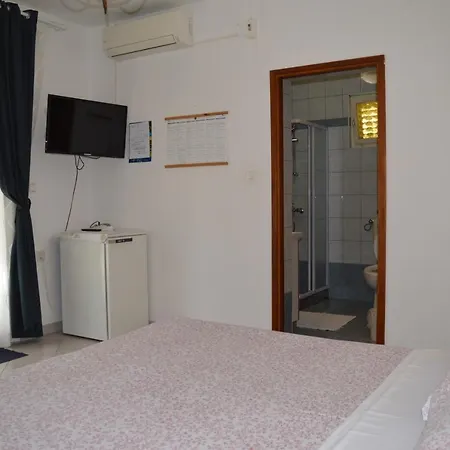 & Kvasic Apartment Krk Town