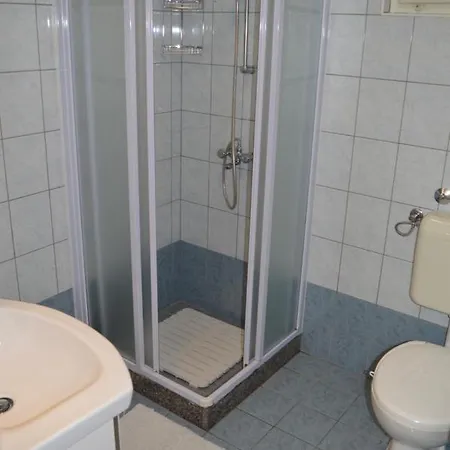 & Kvasic Apartment *