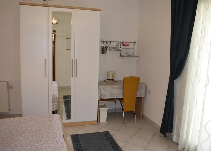 Apartman & Kvasic Krk Town