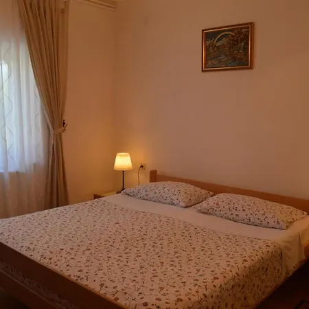 Apartman & Kvasic Krk Town